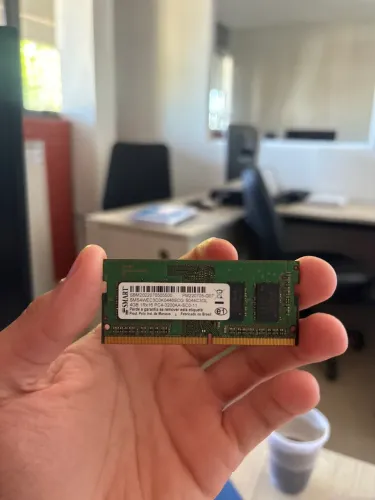 Memória RAM DDR4 4GB Notebook