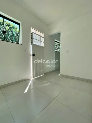 Apartamento com 02 quartos e medidores individuais, Planalto, Belo Horizonte, MG