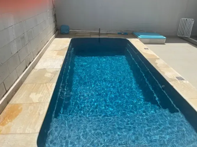 Sobrado 3 suítes c/ piscina privativa e planejados - Cond. Alto Paradiso, Uberlândia