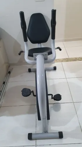 Bicicleta Ergométrica Horizontal Dream Fitness Speed H - Suporta até 130 kg