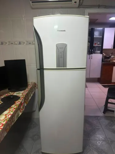 Geladeira Panasonic