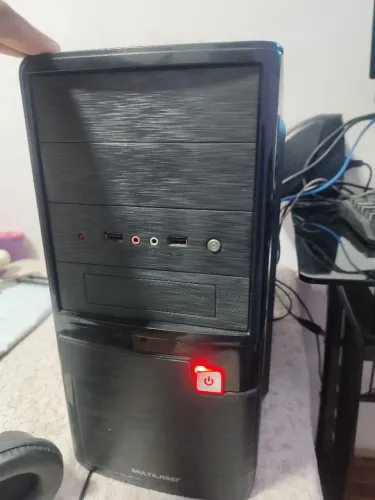 CPU i5 sexta geração,8g RAM, SSD de 256g, placa mãe gigabyte