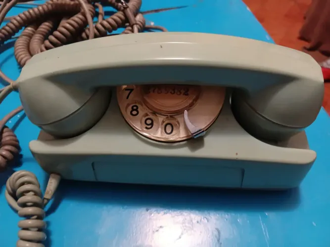 Telefone antigo