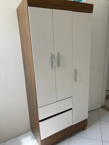 Guarda roupa infantil