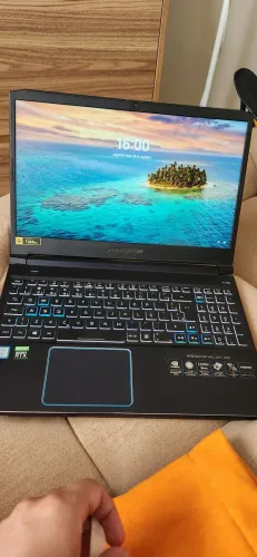 Notebook gamer Predator Helios 300