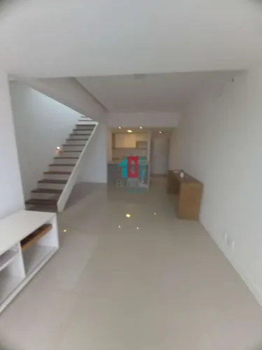 Recreio dos Bandeirantes | Cobertura 3 quartos, sendo 1 suite