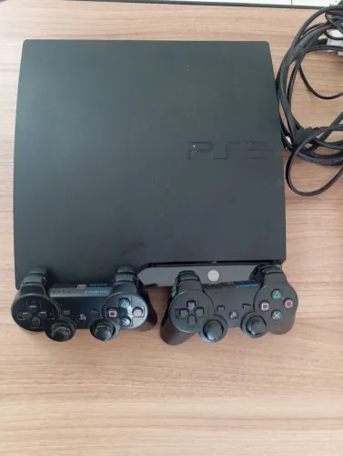 Playstation 3 desbloqueado e com jogos.