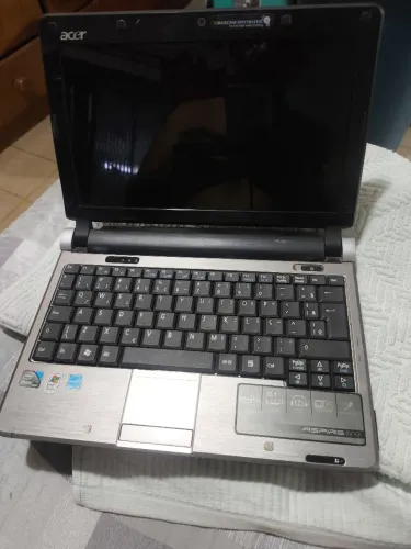Netbook Acer Aspire One KAV60