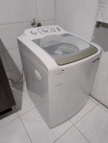 Vendo máquina de lavar Electrolux 15 kl