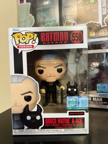 Funko pop Bruce Wayne & ace #550