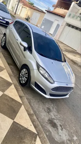 Ford Fiesta 1.5 16V Flex Mec. 5P 2015