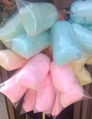 Fazemos encomenda para festa infantil . algodão doce no copo e no saquinho