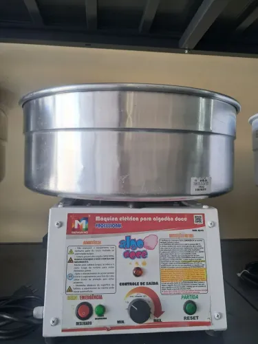 Máquina de algodão doce Inovamaq