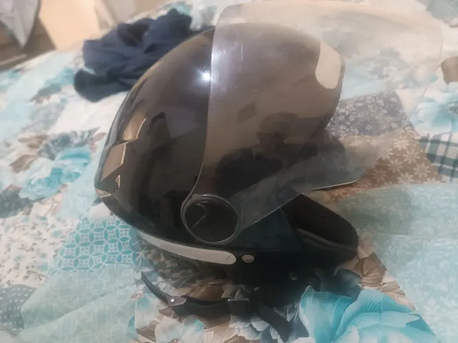 Capacete
