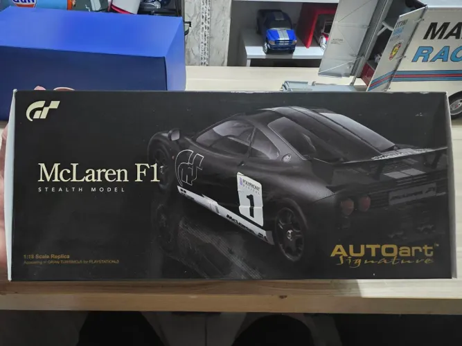 Miniatura autoart 1:18 mclaren f1 signature nova e rara gran turismo edition