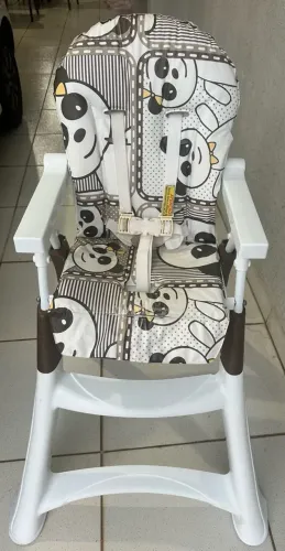 Vende-se Cadeirinha de Alimentação