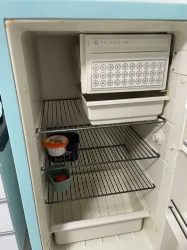 VENDO GELADEIRA VINTAGE AZUL