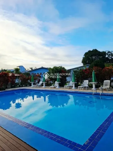 Imóvel para venda tem 40 metros quadrados com 2 quartos em Ponta das Canas - Florianópolis