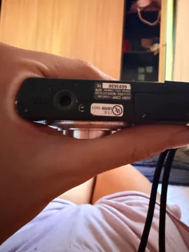 ? Câmera Sony Cyber-shot DSC-W320 ? para conserto ou retirada de peças