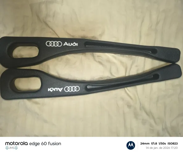 Suporte entre Bancos do Audi A3