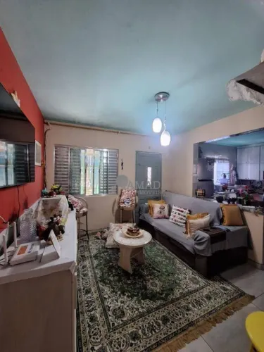 Casa térrea com 3 quartos, 1 vaga à venda por R$ 330.000 - Vila Campanela (Itaquera) - São