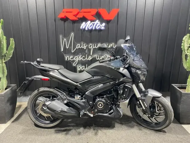 BAJAJ DOMINAR D400 2025