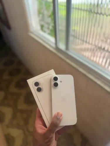 iPhone 16 128GB( Garantia Apple)
