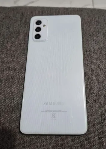 Samsung Galaxy M52 5G 128GB - Tela 120Hz, Snapdragon e 5G