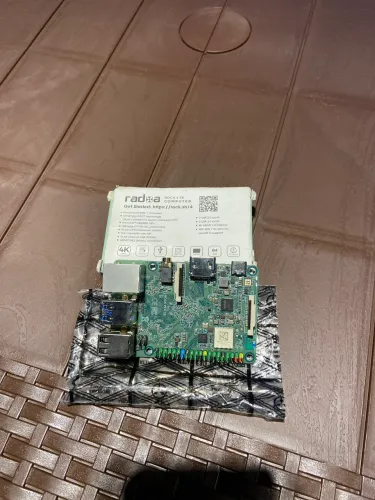Placa Radxa 4 SE - 4 GB