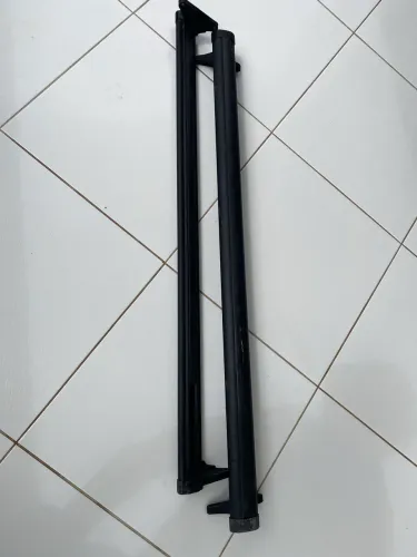 Vendo rack de carro (modelo fiat pulse). Original, completo e em bom estado. Marca Mopar