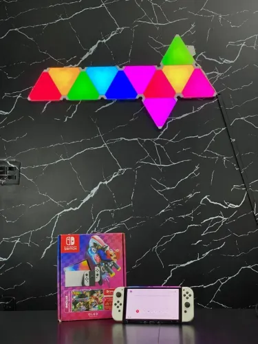 NINTENDO SWITCH OLED DESBLOQUEADO + CARTÃO SD 256GB