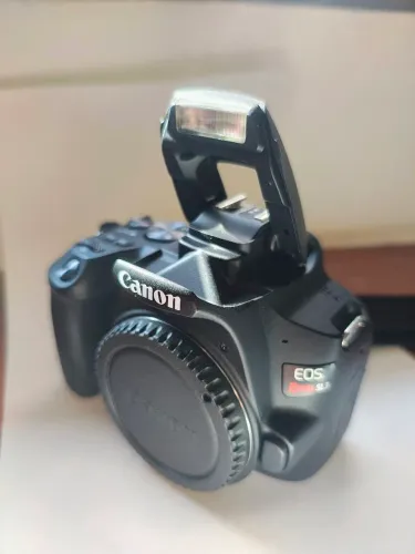 Canon SL3 e lentes