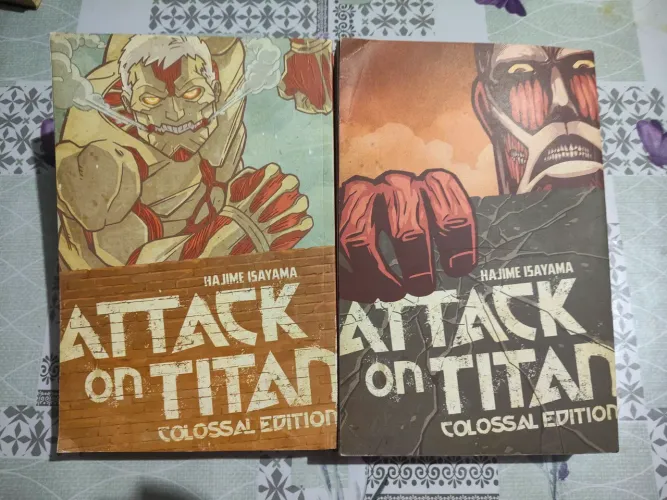 Mangá attack on titan colossal edition 1 e 3