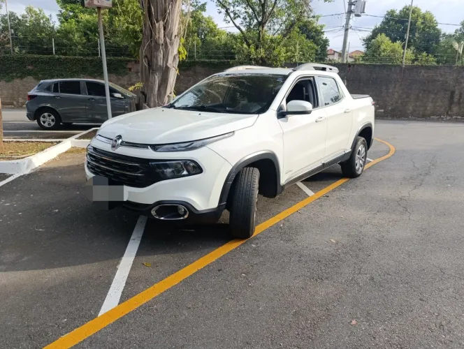 Fiat Toro Freedom Road 1.8 16V Flex Aut. 2018