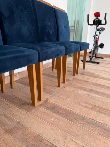 Cadeiras 06 peças por 800