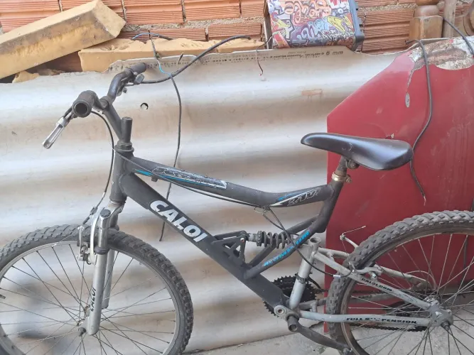 Troque com a 25 sem novo 256 GB e uma bicicleta por um iPhone 11 12 ou 13