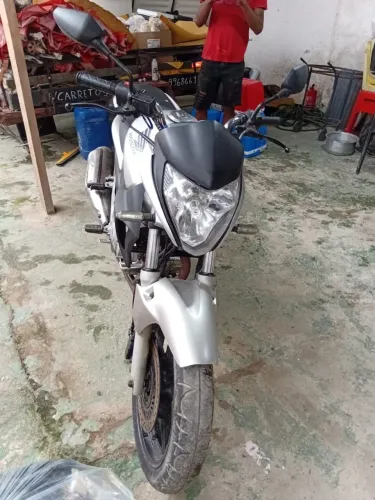 CB Honda 300R top