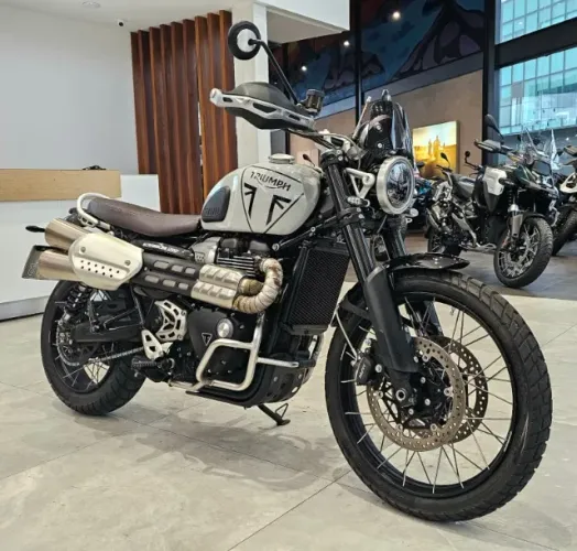 TRIUMPH SCRAMBLER 1200 X 2025 IMPECÁVEL
