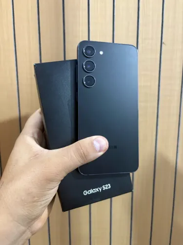 Samsung S23 128GB Semi novo