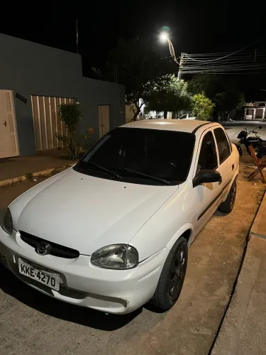 Chevrolet Corsa Sedan 1.0 MPFI 8V 71cv 4P 2004