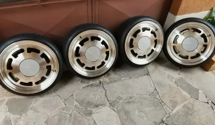 Rodas Pirelli p-slot
