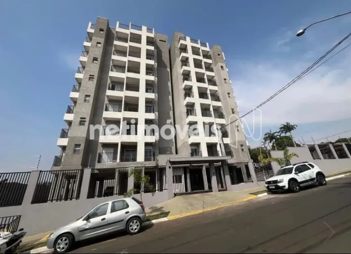 Apartamento no Green Tower Residence