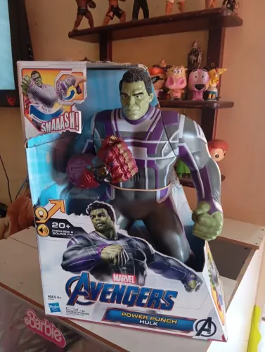 HULK COM MANOPLA ELETRÔNICO 