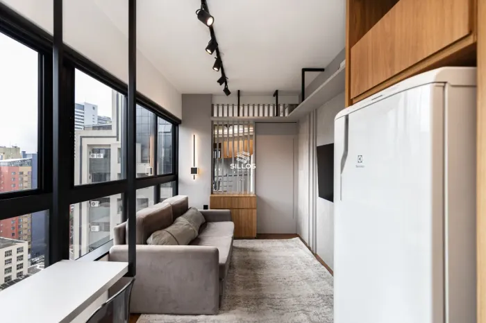 Apartamento mobiliado à venda com 1 quarto no Centro em Curitiba