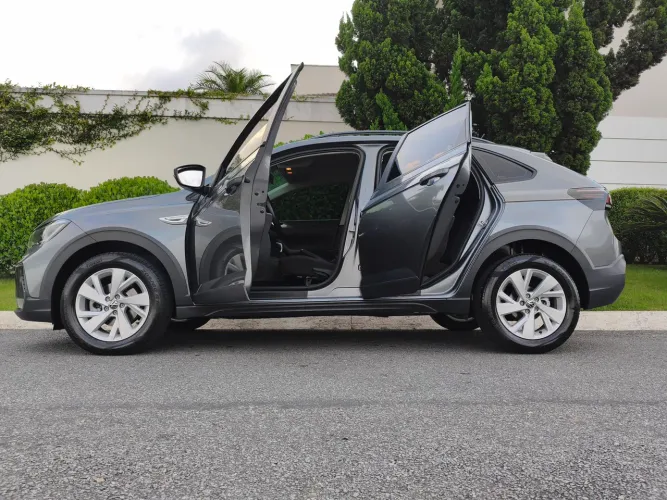 Volkswagen Nivus Comfortline 1.0 200 TSI Flex AUT 2023