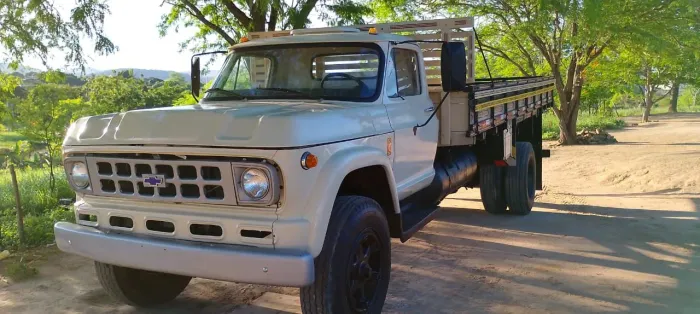 Caminhão Chevrolet D-70 original ano 81 Itaberaba - Ba.