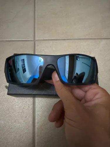 Oculos de sol Oakley Gascan Lentes Prizm Deep Water Polarized , Armação Matte Black Camo