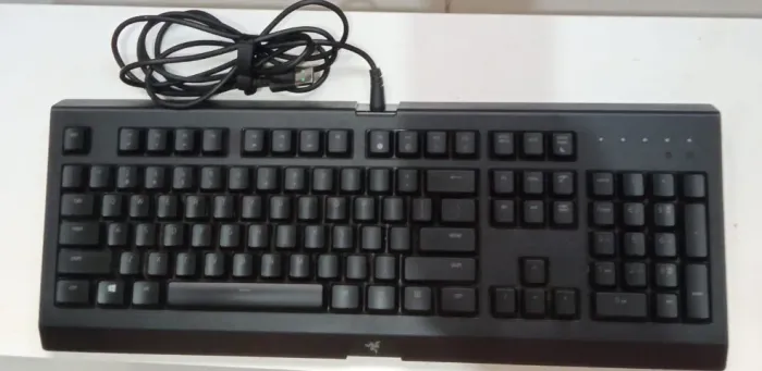 Teclado Razer cynosa chroma