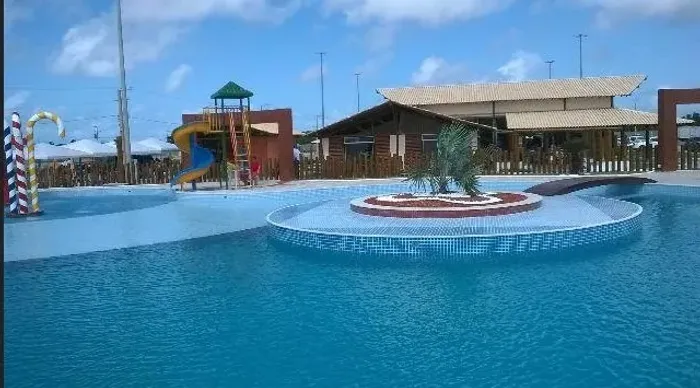 Condomínio Clube Meridiem Praia Mar 450m² norte/leste próximo ao clube