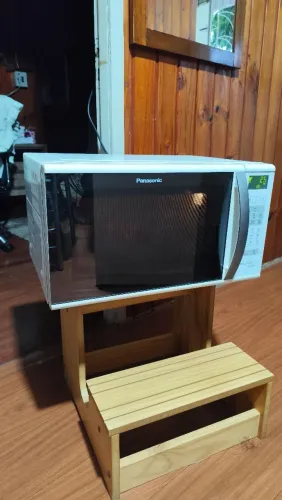 Micro ondas em boa condição.